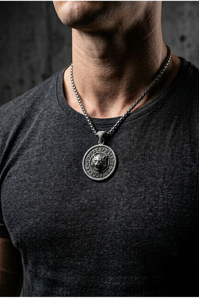 Begondio Wolf Viking Handcrafted Stainless Steel Chain Men's Necklace