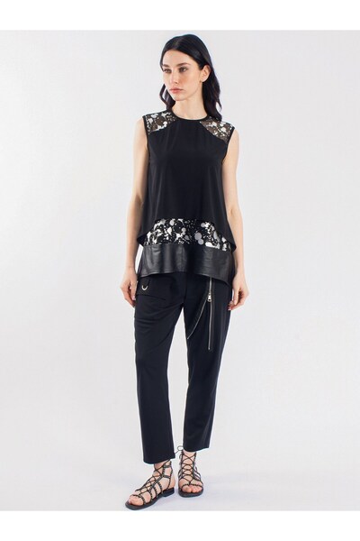 byözlemyazan Women's Blouse with Detailed Segmented Cut