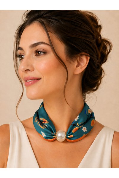 Liva Group Atelier وشاح مغناطيسي بتفاصيل لؤلؤية من سلسلة خاصة (أخضر)