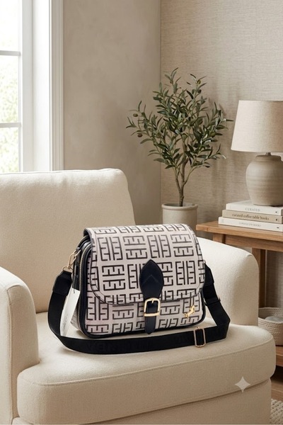 Miami Polo Club Women's Clamshell Messenger Bag