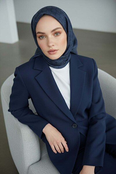 Vissona %57 İpek %43 Pamuk Jakarlı Monogram Eşarp 92X92