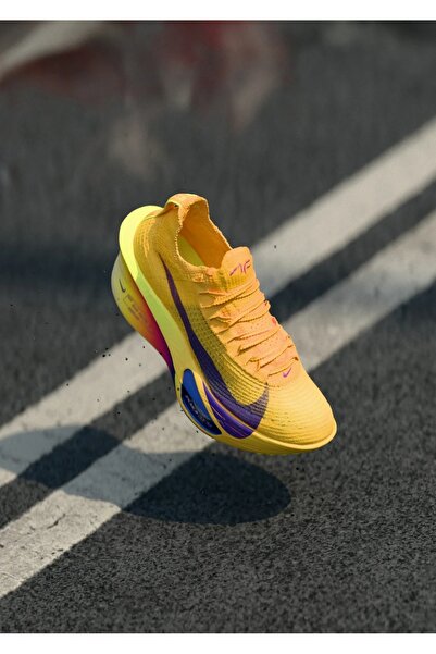 Nike Air Zoom Alphafly Next% 3 Yarış ve Maraton Spor Ayakkabısı Lazer Turuncu...