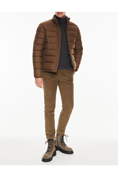 Evendi Pantaloni, Maro