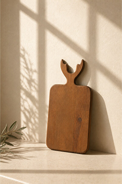 Mottogo Deer Designed Cutting, Presentation and Chopping Board - 37 cm