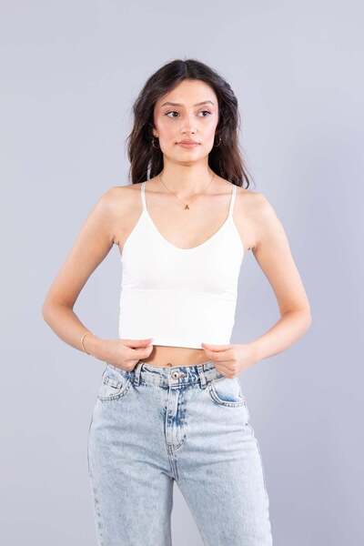 Mckanzie 9044 covered crop with cross elastic at the back