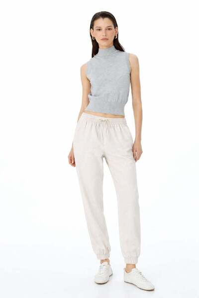 HAKKE Jogger pant with laced waist and elastic detail
