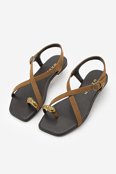 Marjin Γυναικεία πέδιλα με χιαστί λουράκι στον αστράγαλο και αγκράφα στα δάχτ...