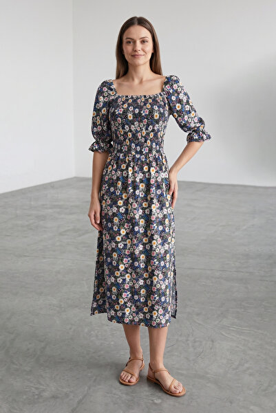 LAbute Square Neck Ribbed Detailed Slit Viscose Midi Dress