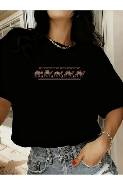 CN تي شيرت Y2K Minimalist Camel Caravan - تي شيرت برسومات صحراوية عتيقة الطراز