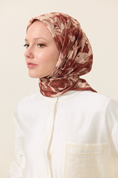 cs camellia scarf وشاح لوموس الناعم - لون القرميد