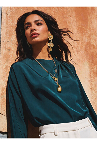 Iconic Drape Top with Crew Neck