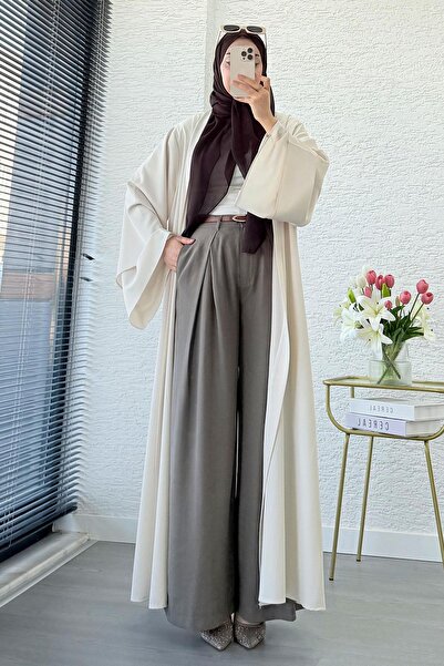 MELEK ARAZ Abaya Diana cu mâneci volanate premium – Crem