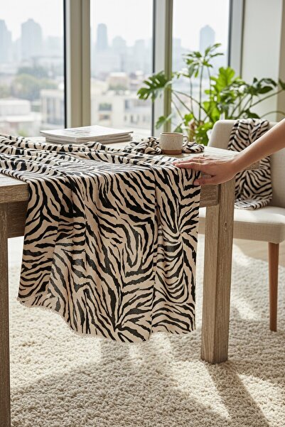 Akbaşlar Balloon Embossed Polyester Satin Fabric |   1 Meter |   Length: 145cm