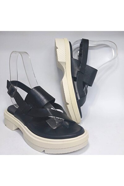 %100 HAKİKİ DERİ 4 CM PLATFORM TOPUK CROS-STRAP KADIN SANDALET