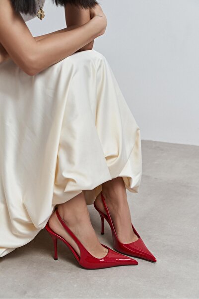 NİŞANTAŞI SHOES Gloria Red Patent Leather Belt Detail Pointed Toe Women's Hee...