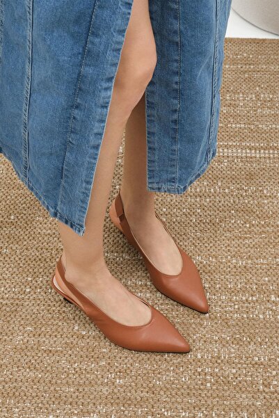 Mio Gusto Vega Tan Color Short Heeled Women's Shoes