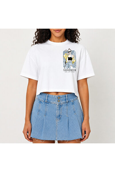 URBANTRENDSTORE Crop T-shirt με λευκό σχέδιο, άνετη εφαρμογή, ακατέργαστη κοπ...