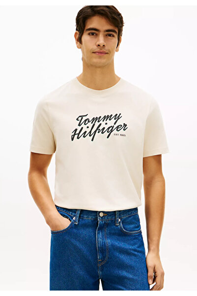 Tommy Hilfiger Erkek Normal Kesim Logo İmzalı Yuvarlak Yakalı Kısa Kollu Bej ...