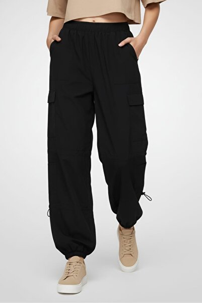 Don't Call Me Jennyfer Women Regular Fit Solid Cargo Pants, Black