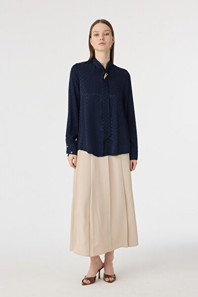 Zühre Elegant Navy Blue Shirt with Textured Scarf Detail 0143
