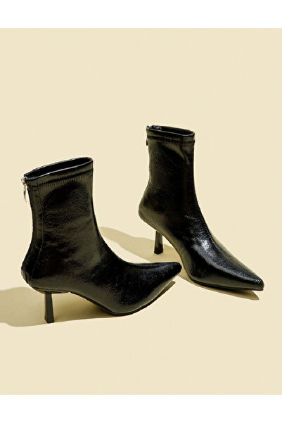 Evendi Botine, Negru