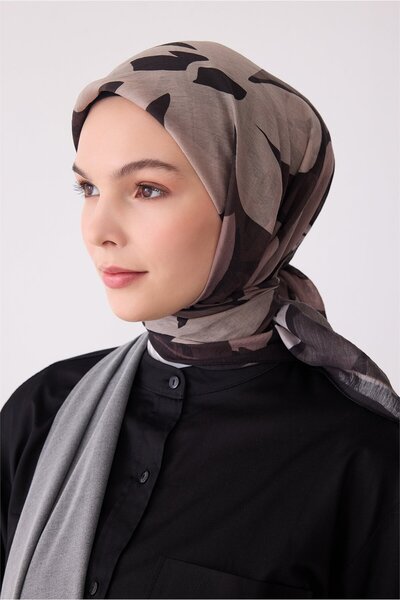 Belli Çiçek Desen Fresh Rozy Eşarp