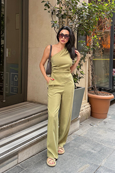 Ortaya Çık Set de pantaloni și bluză cu un singur umăr din țesătură modal kaki