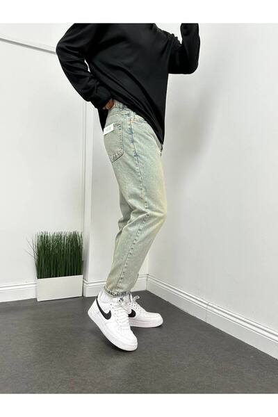 More Black We11 Men's Light Gray Boyfriend Jean Pants