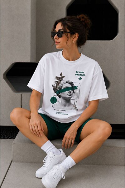 Be Your Own Muse Printed White T-Shirt Green Shorts Bottom Top Set