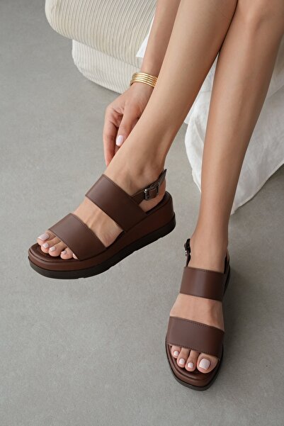 selin shoes Lureya Thick Heel Double Tape Detail Adjustable Ankle Buckle Deta...