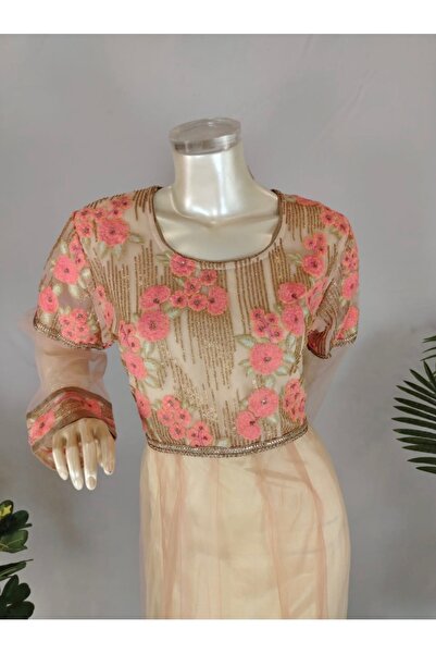 ASIAN Ritaj Jalabiya a Popular and Stylish Jalabiya Featuring Exquisite Embro...
