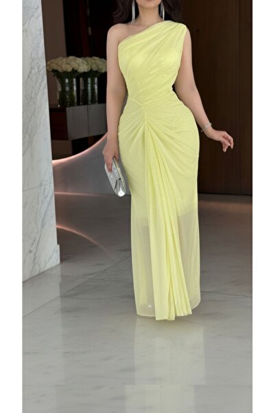 EVACOAT Shiny Lemon One-Shoulder Evening Dress with Luxurious Draping Design
