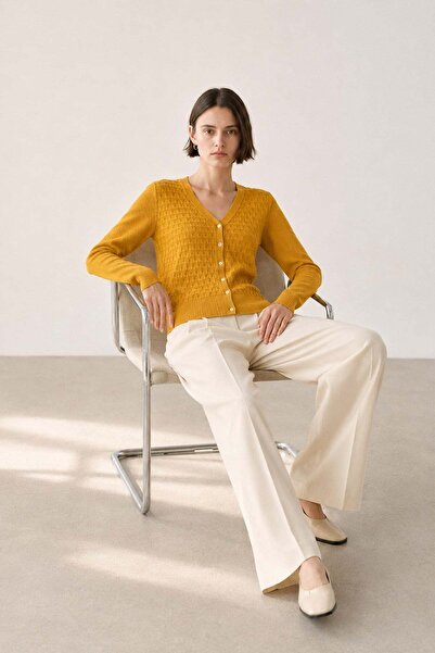 Ferraro Mustard V-Neck 100% Organic Cotton Buttoned Women's Knitwear Cardigan
