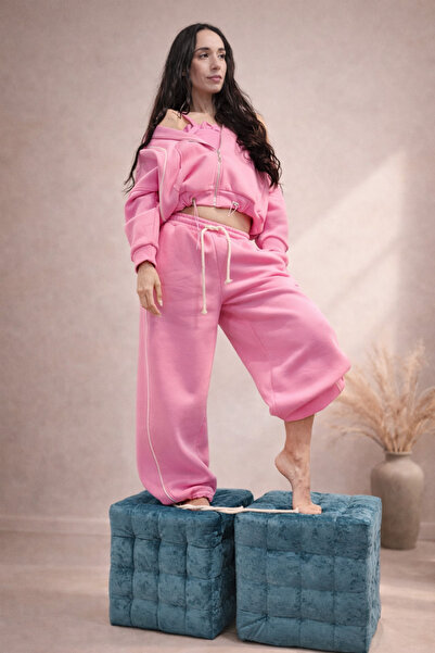 La Roma Scent Your Story Trening dama roz premium cu hanorac crop si pantalon...