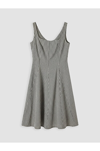 LC Waikiki Nevavm U-Neck Plaid Waist-Sitting Dress with a Difference