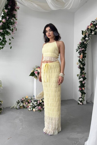 Julidress Set premium cu bluză crop cu detaliu de legătură la spate și fustă ...
