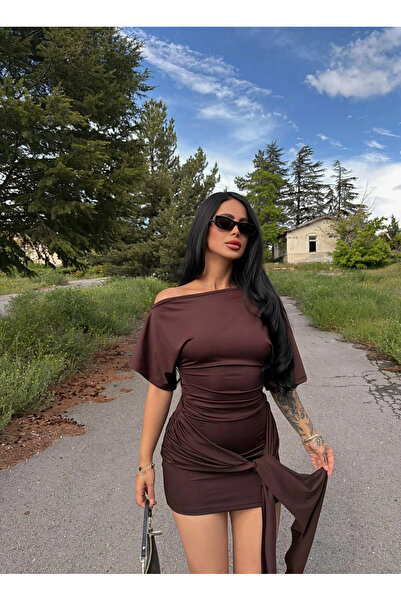 kırmızı butiks Coffee Fame Belted Dress