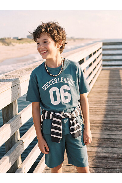 LC Waikiki Vizyon New Season Crew Neck Printed Boys' T-Shirt