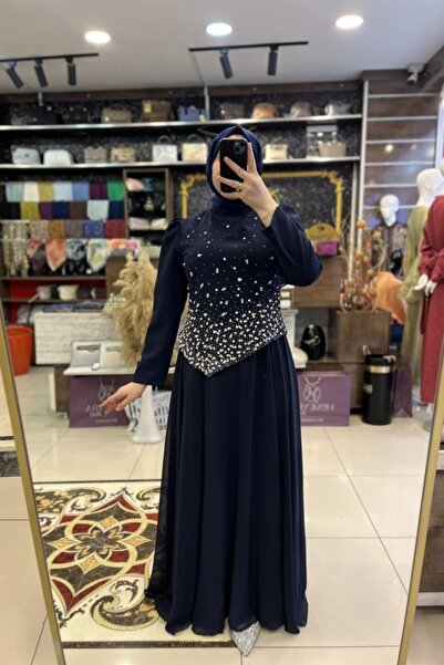 HÜMEYRA BUTİK Chiffon Dress with Stones on Top