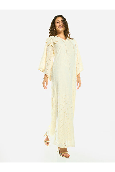 House of Moda By Styli Bow Detail Lace Cut-Out Maxi Dress