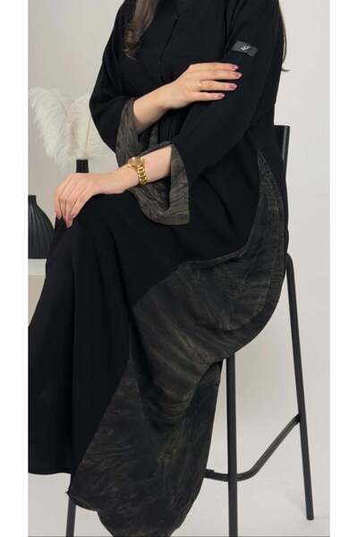 Karmen Qatari Style Abaya with Stylish Design Luxurious and Soft Crepe Fabric