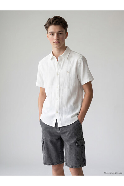 LC Waikiki Nevavm Farkıyla Boys' Embroidered Muslin Shirt