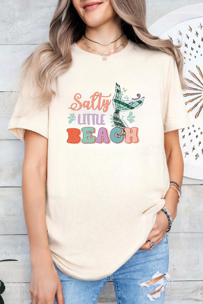 Sarah's Boutique Women's T-shirt – 100% cotton – Little Beach