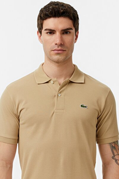 Lacoste تي شيرت بولو كلاسيكي للرجال ذو ياقة بولو بلون كريمي