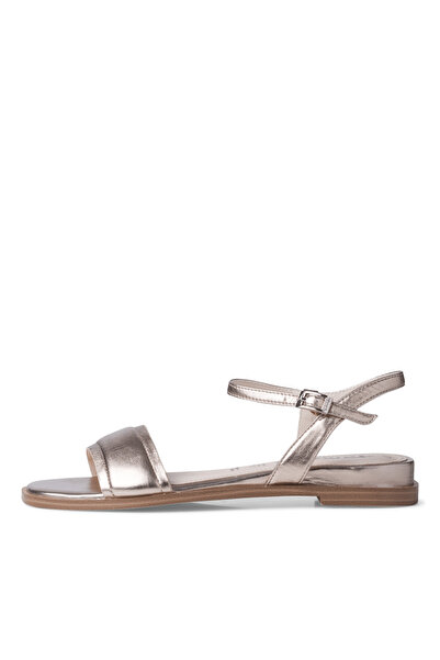 Tamaris Flat sandals with metallic look