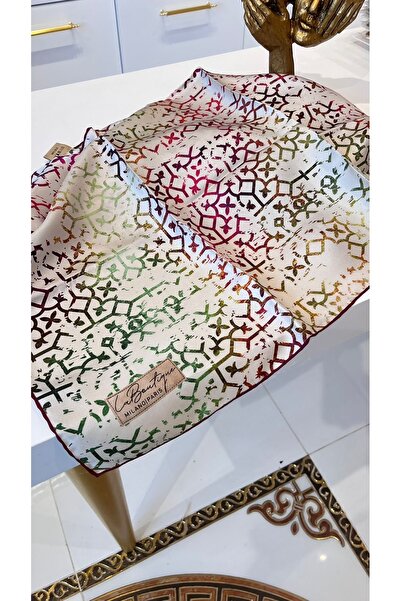 LA BOUTIQUE New Season Twill Silk Scarf