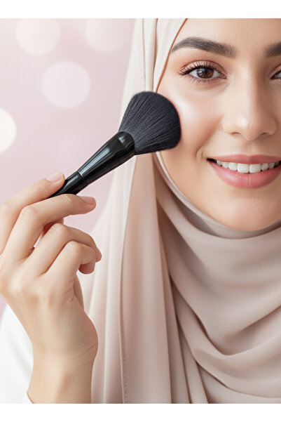 Energy Large Fan Makeup Brush – Contour, Foundation & Blush Tool