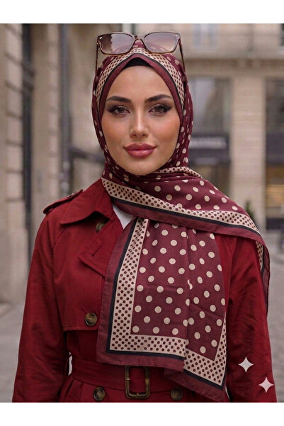 Nazellaa شال من الخيزران المنقط - أحمر كلاريت وأبيض