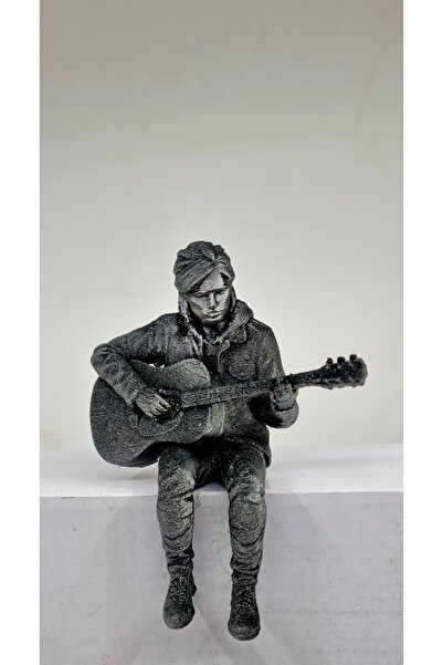HANART Oturan ellie figür 10 cm The Last of Us