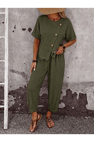Wear Up Women's Short Sleeve Double Breasted Collared Short Viscose Suit with...